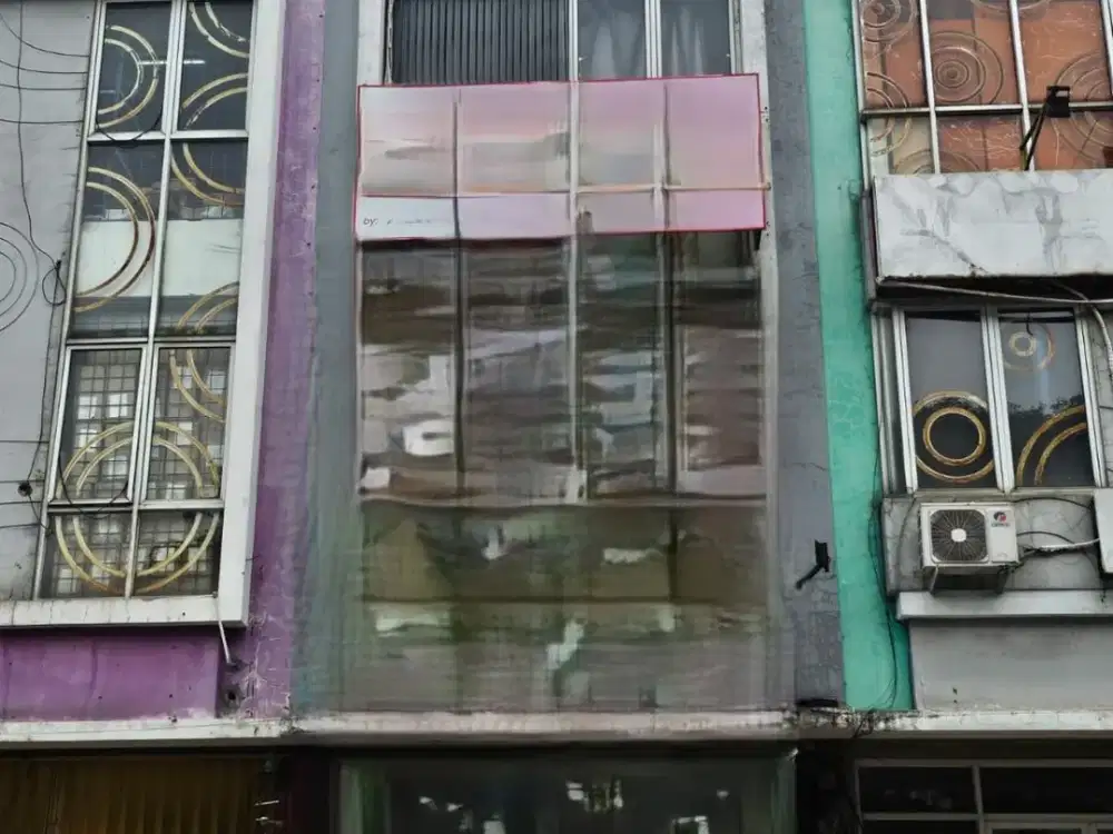 STRATEGIS Dijual Ruko GLAZE 2 GADING SERPONG