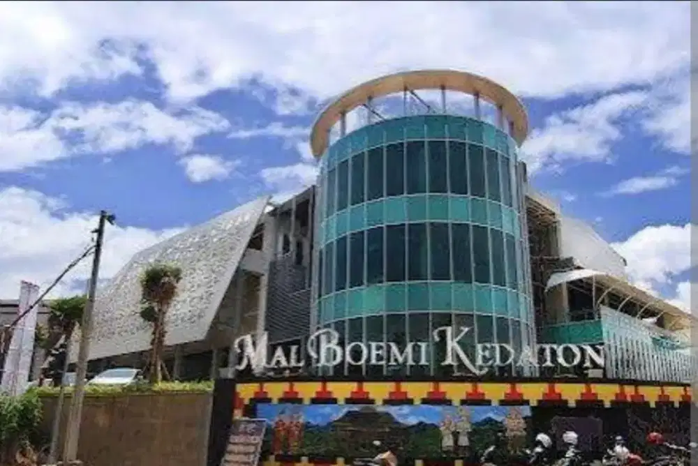 Dibutuhkan karyawati utk jaga booth ayam goreng dan minuman