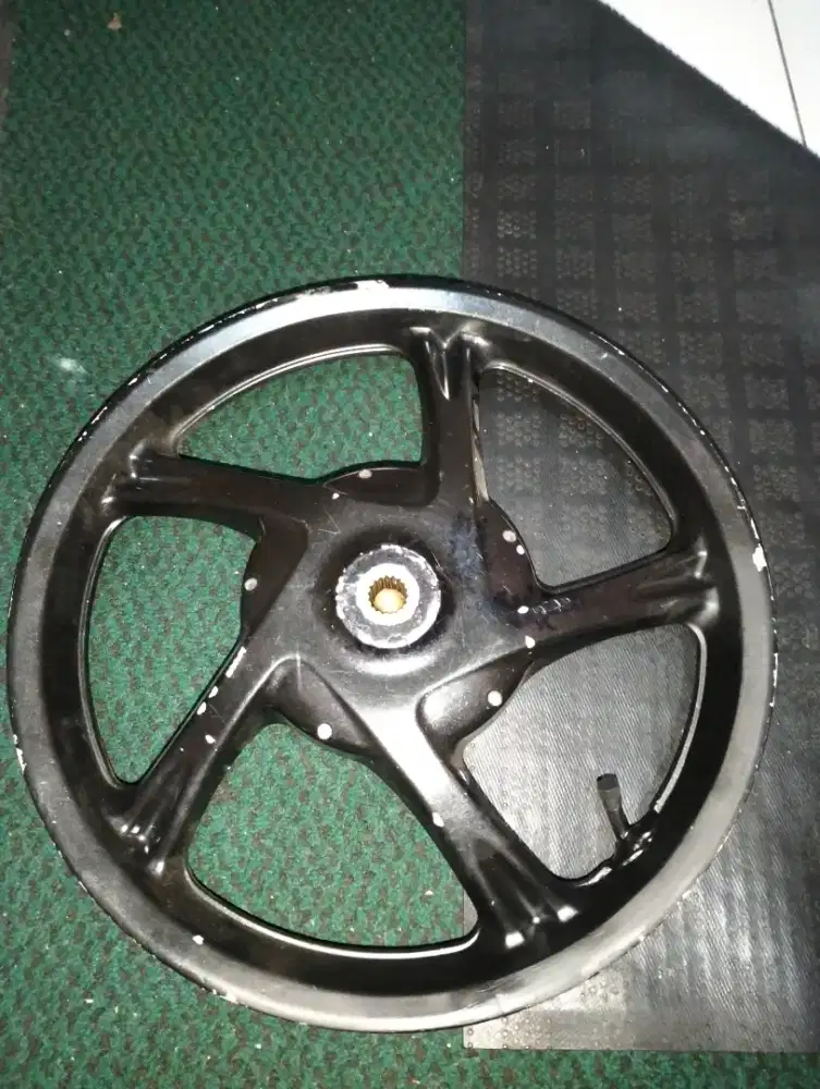 Pelek belakang Mio orisinil