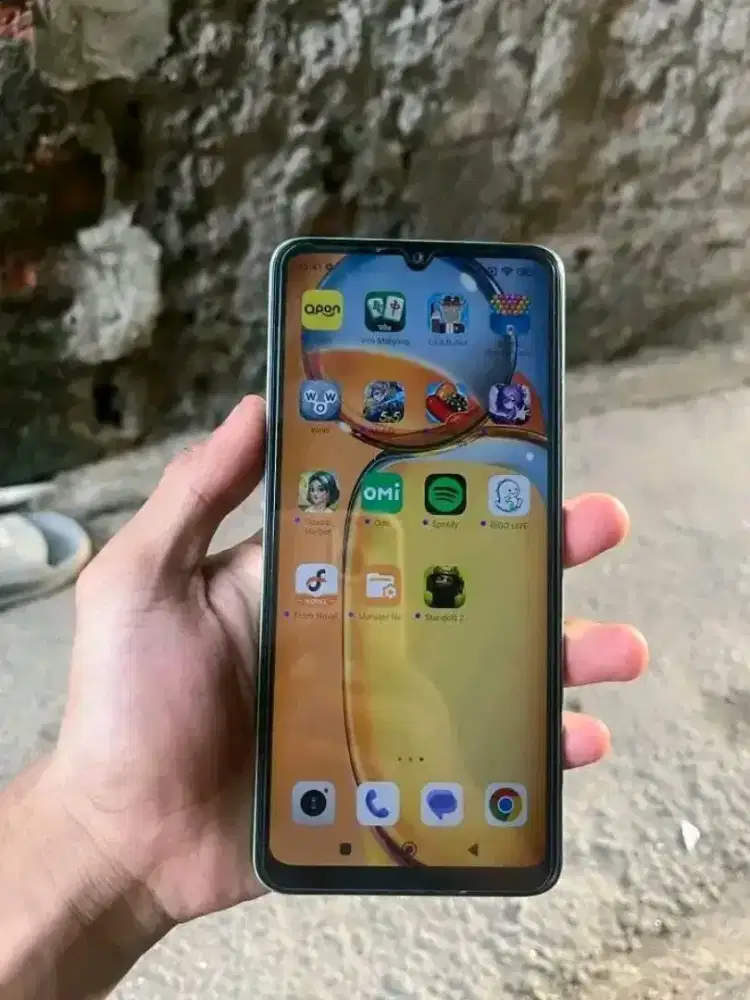 redmi 13c ram 8/256 hp saja batangan no. minus