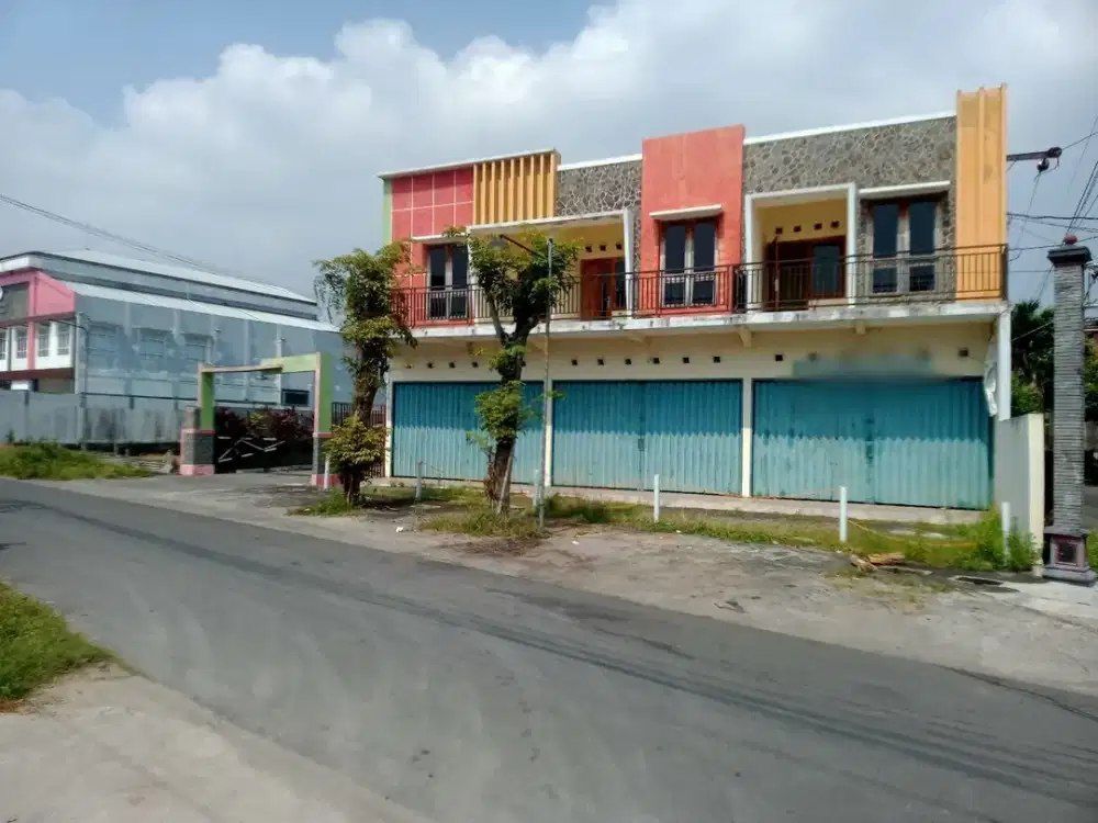 Ruko 2Lt, 3 Unit Siap Pakai Murah Lokasi Strategis Di Sukoharjo