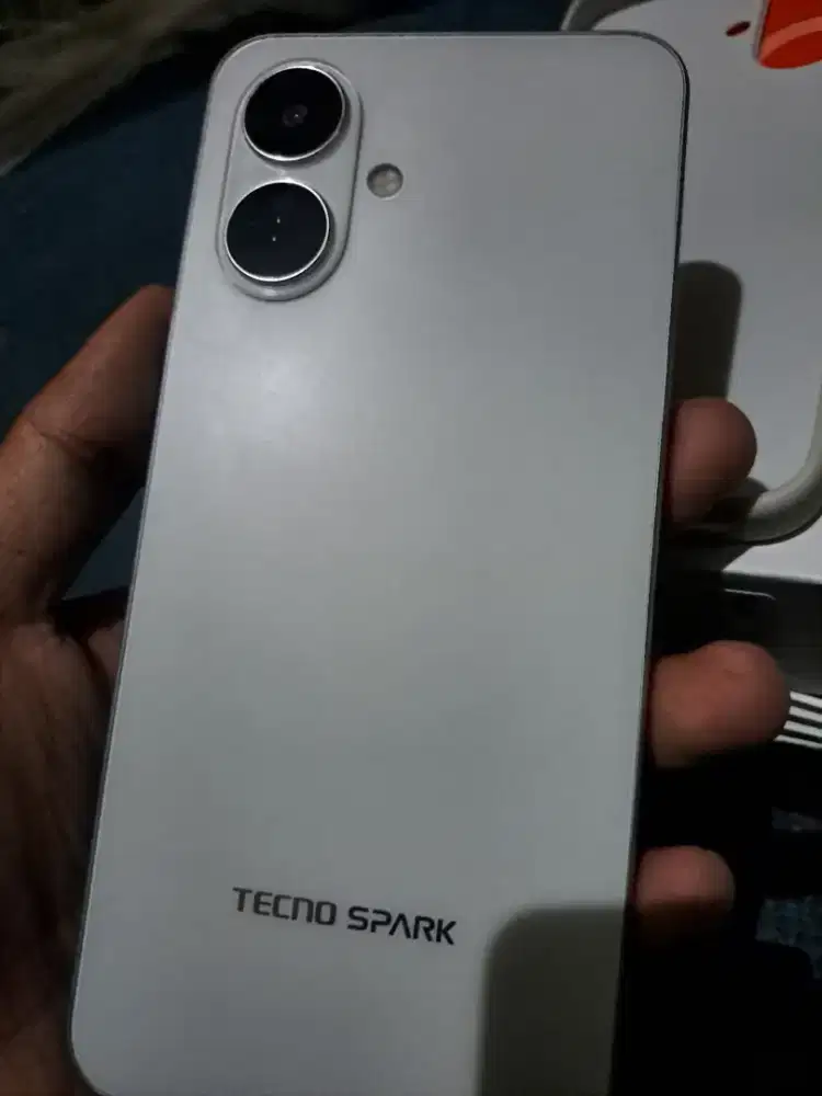TECNO SPARK GO 2