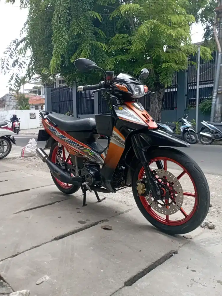 Yamaha F1ZR 2004 orange Mulus Jos Murmer