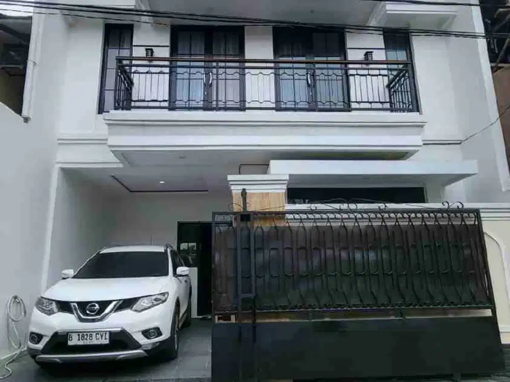 DI JUAL RUMAH CLASSIC BEBDA BARAT PAMULANG