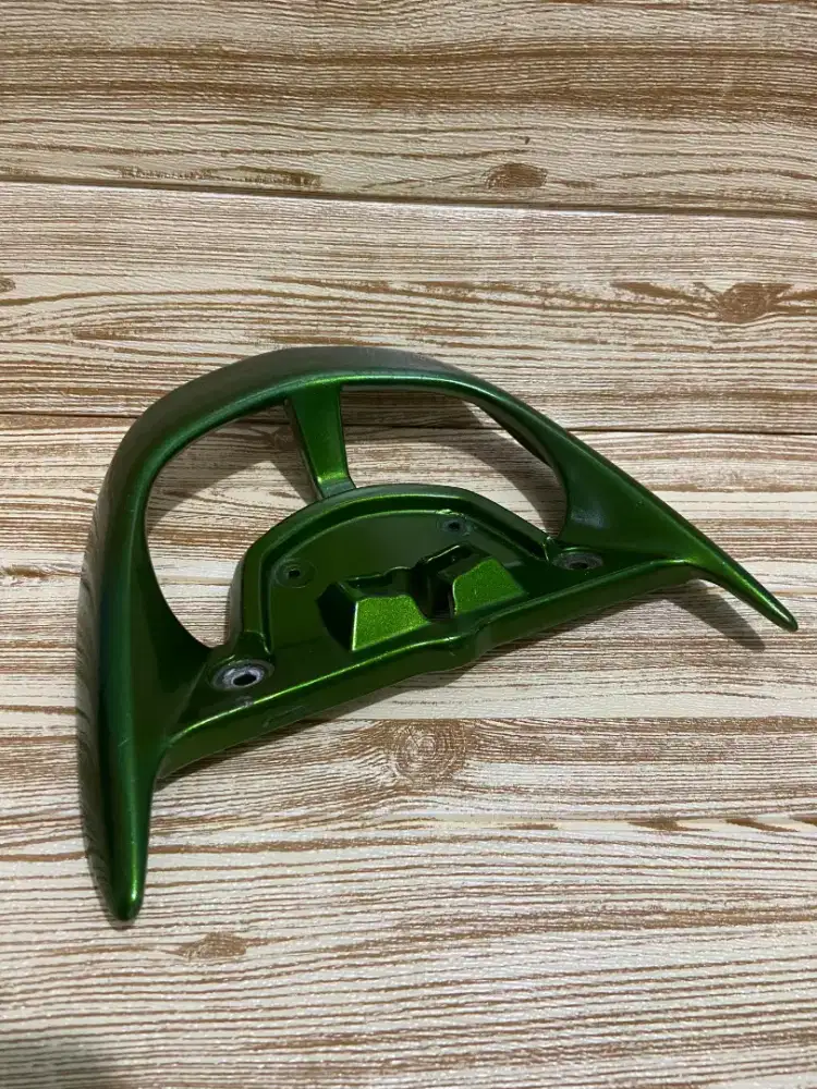 Behel Suzuki Spin 125 New , warna hijau repaint kondisi bagus