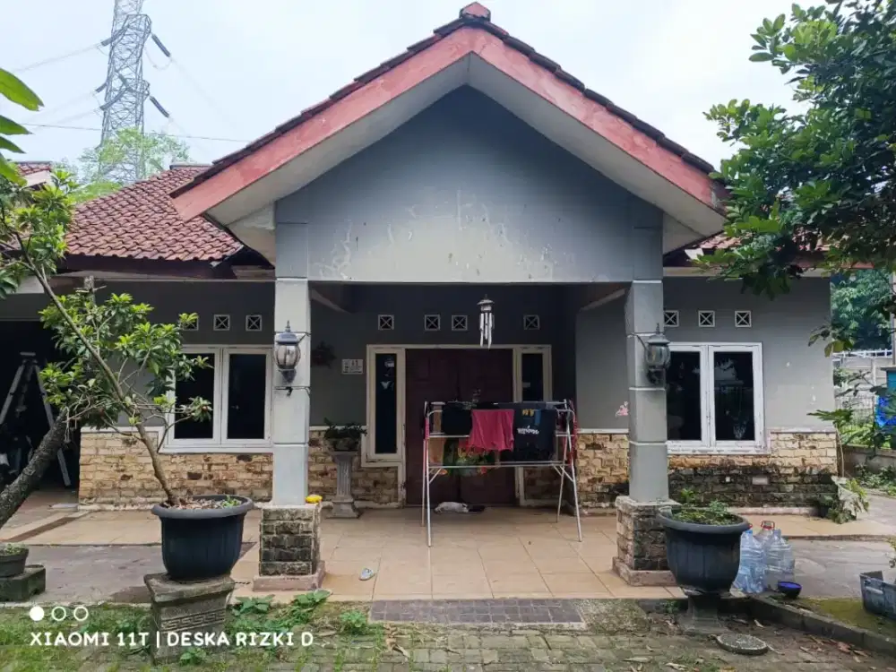 Di jual Tanah dan bangunan