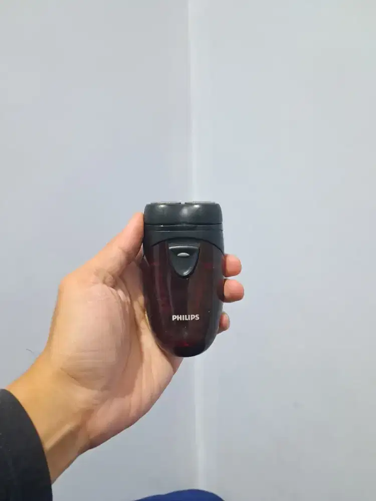 Alat cukur elektrik Philips
