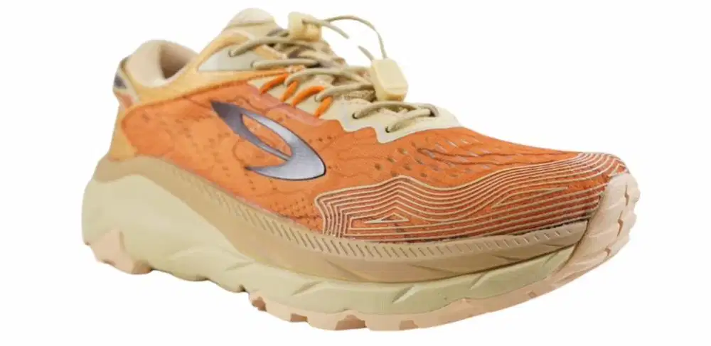 Sepatu trail running