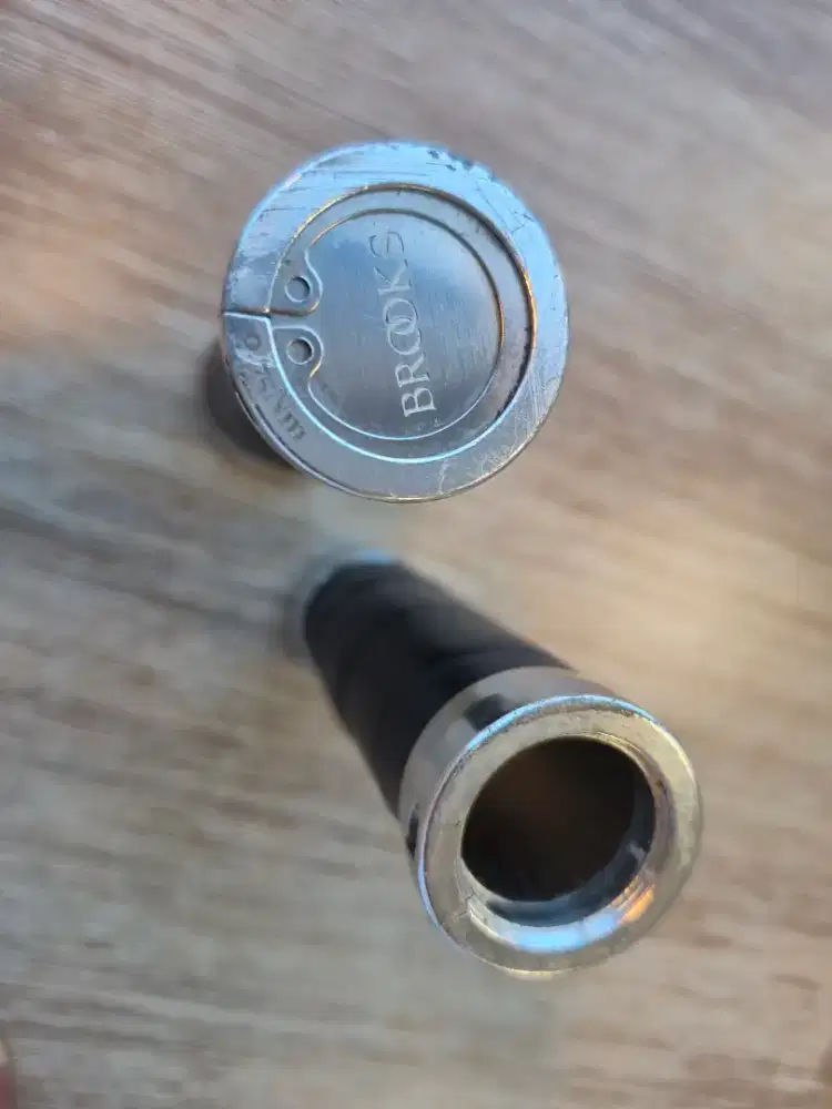 handgrip Brooks sepeda