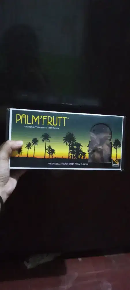 Kurma segar buat buka puasa