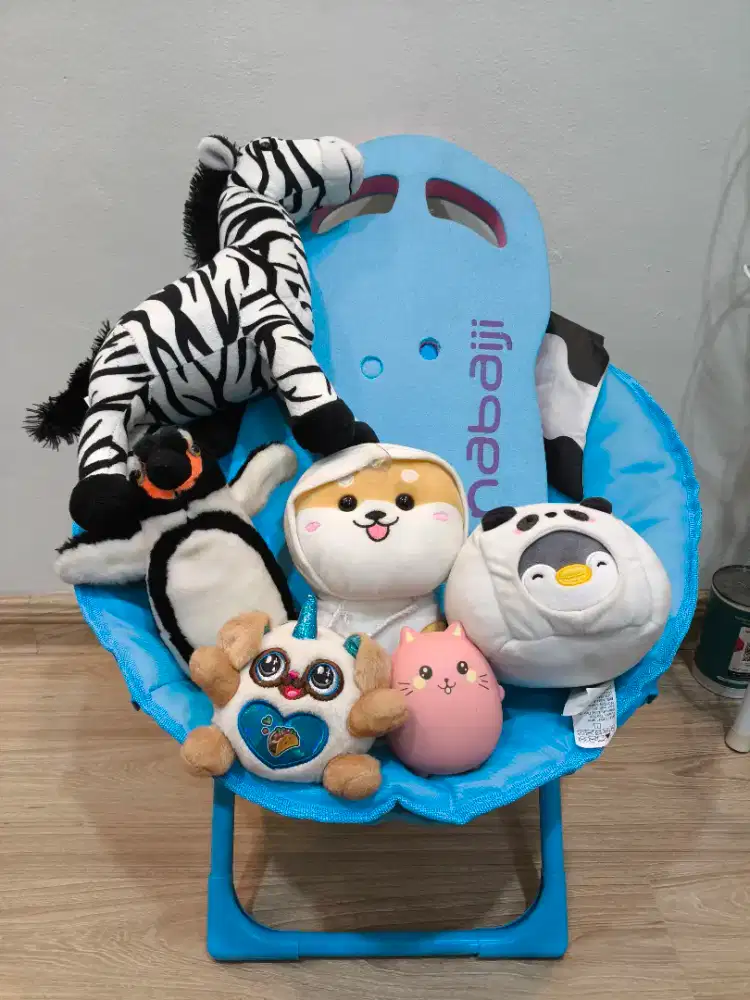 PAKET MAINAN ANAK BONEKA , PAPAN RENANG DAN KURSI PRELOVED