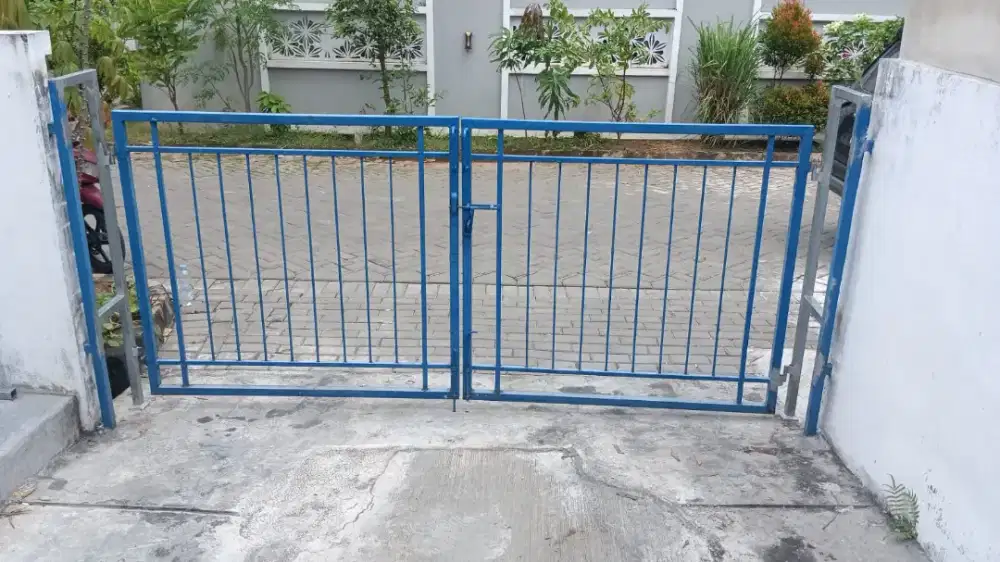 Tukang las panggilan