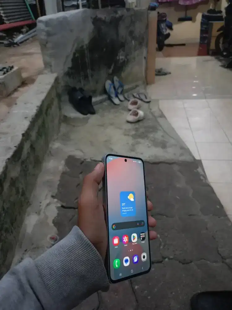 Samsung S24 FE 8/512