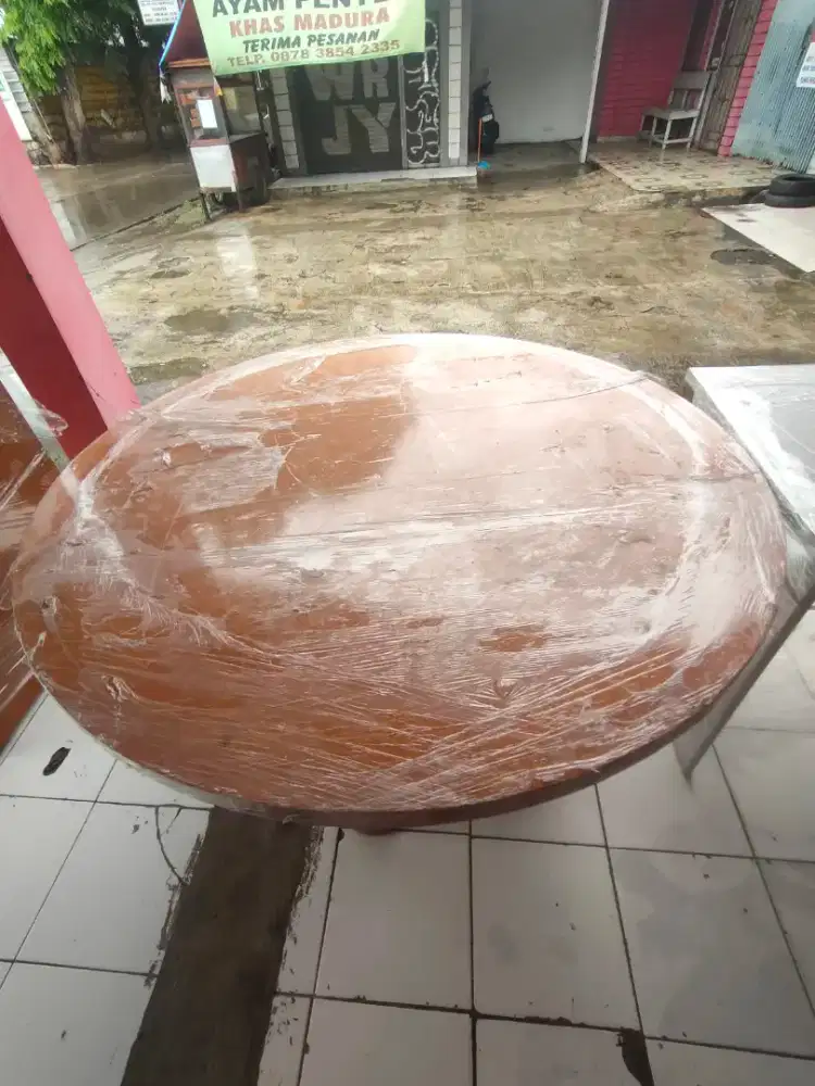Meja bundar diameter 120cm