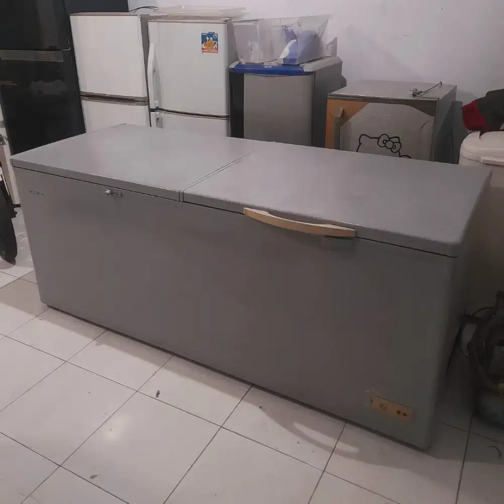 Freezer Box Merek MODENA Kapasitas 800 Liter . Second . Orisinil Bosss