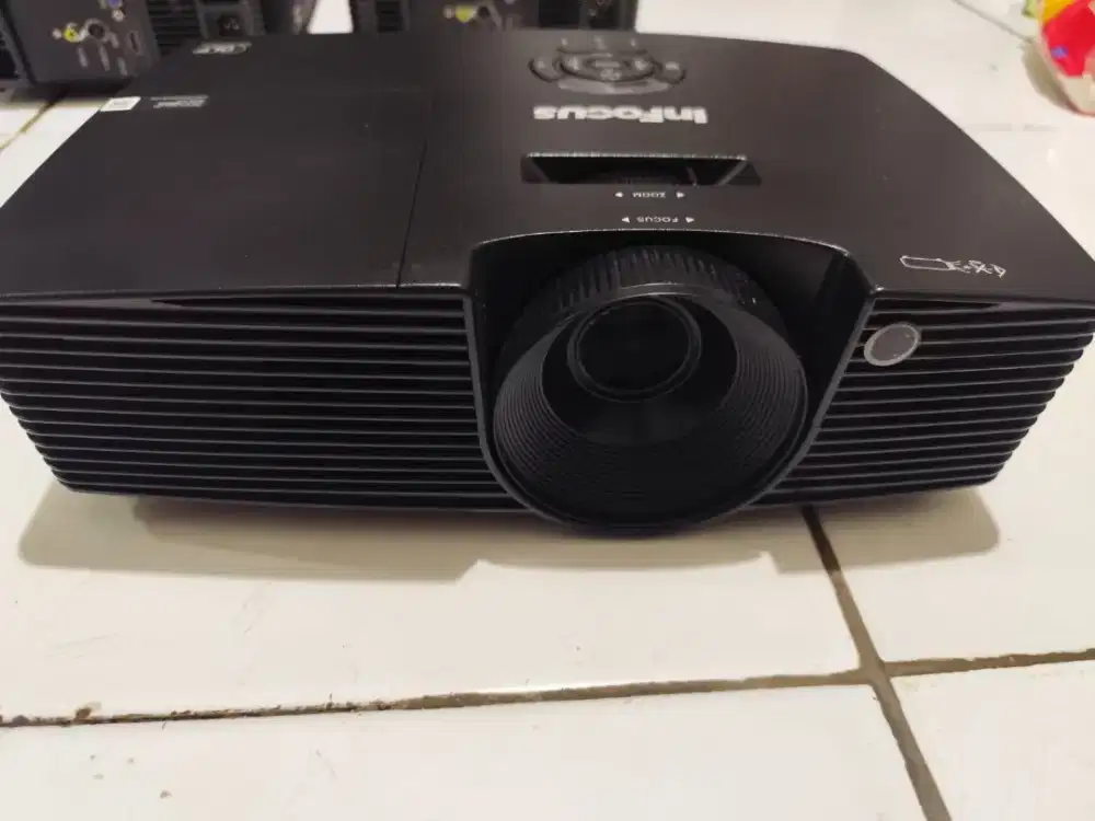 Proyektor InFocus IN112XV HDMI – Jam Lampu Rendah, Hemat & Siap Kerja