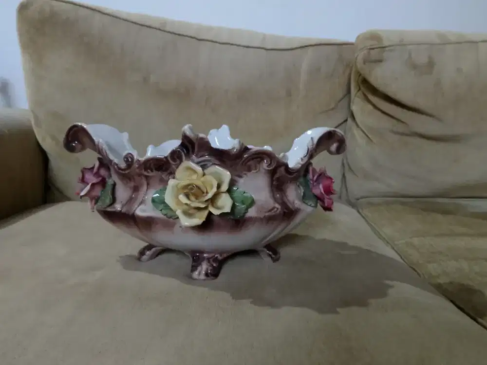 keramik menghias rmh