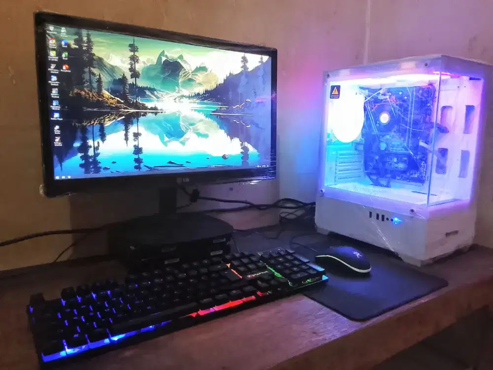 PC AMD A8 7600K FULLSET + MONITOR SIAP PAKAI