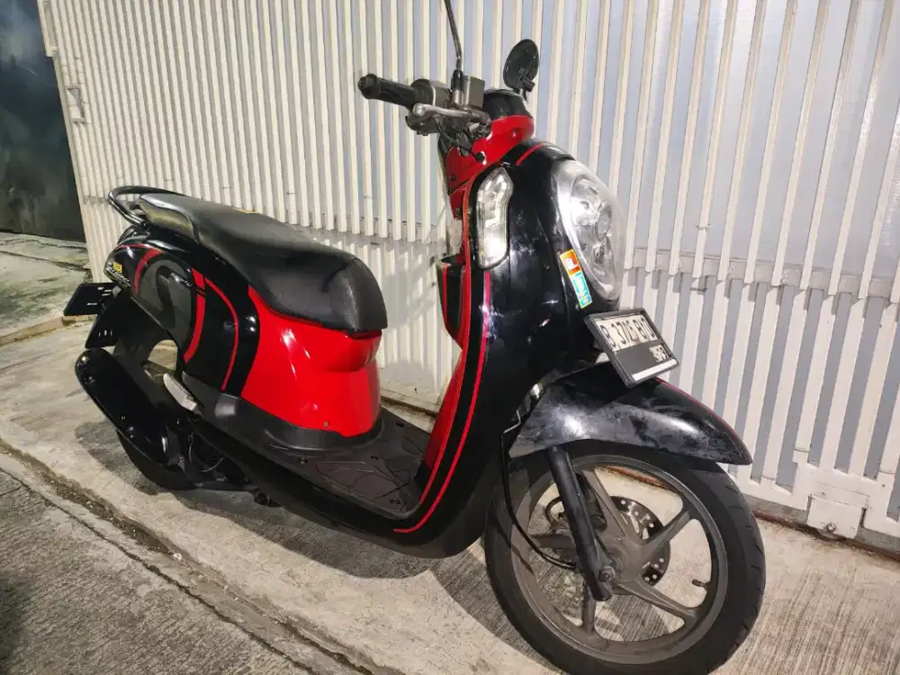 Honda scoopy thn 2014 setater kasar STNK hilang poto copi STNK ada ktp