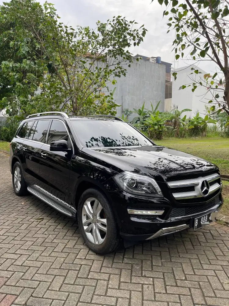 27rb KM Mercedes Benz GL400 2015 Exclusive