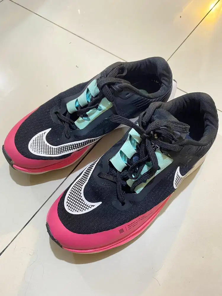 Sepatu Nike Air Zoom Rival Fly 3