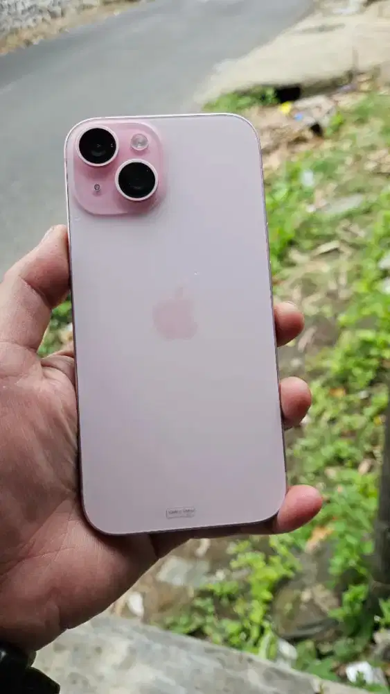 Iphone 15 128GB Resmi ibox pink