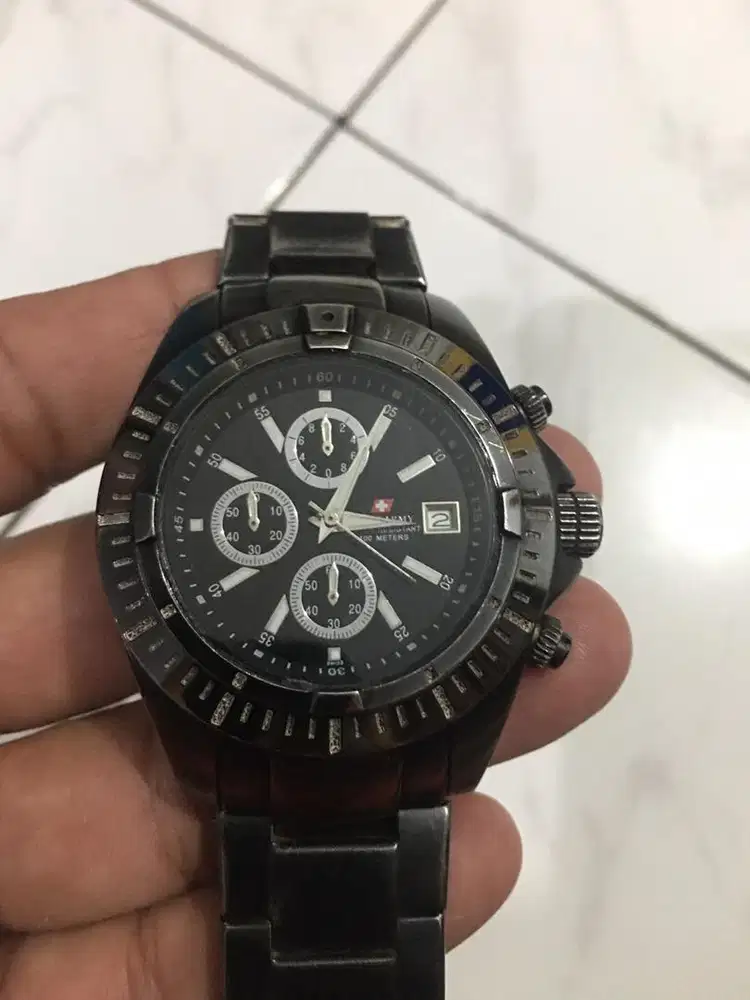 Jam tangan Swissarmy chronograph