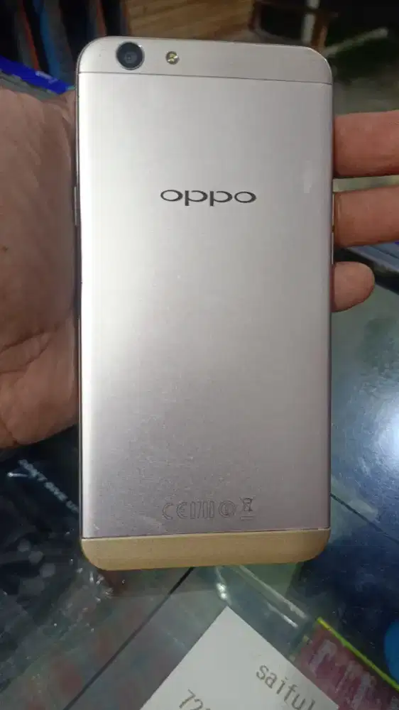Oppo f1s ram 3 32 penyimpanan