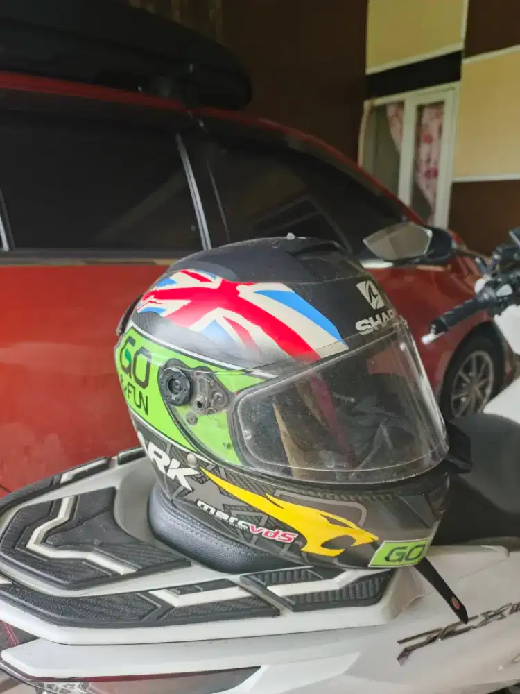 Shark Speed R arai agv shoei hjc ls2