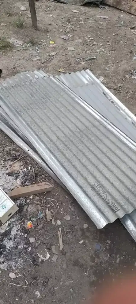 Seng gelombang 80x300 bekas