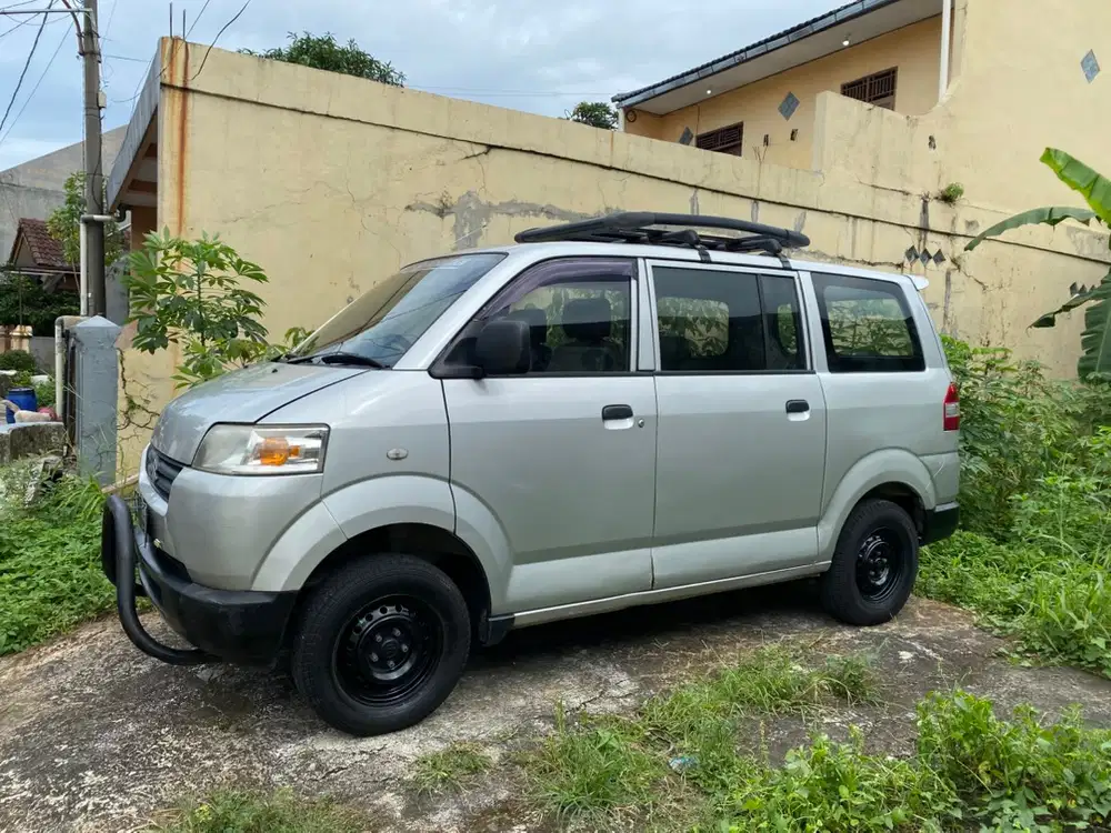 Suzuki APV 2012 Bensin