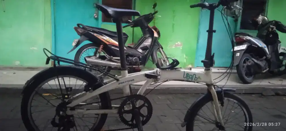 Sepeda lipat Polygon Urbano 3.0