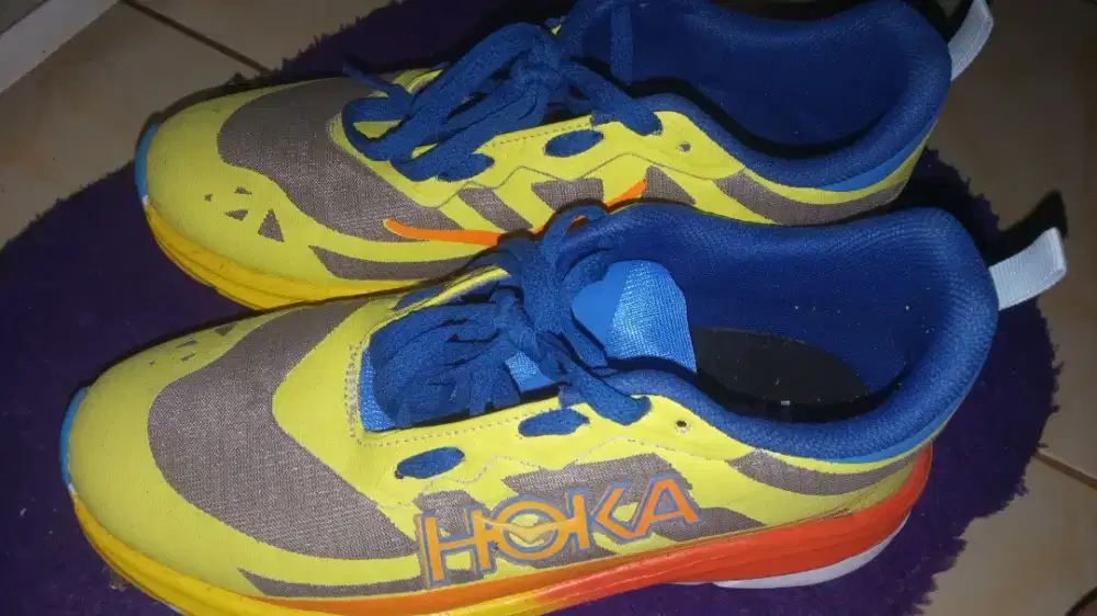 Sepatu Hoka KW premium