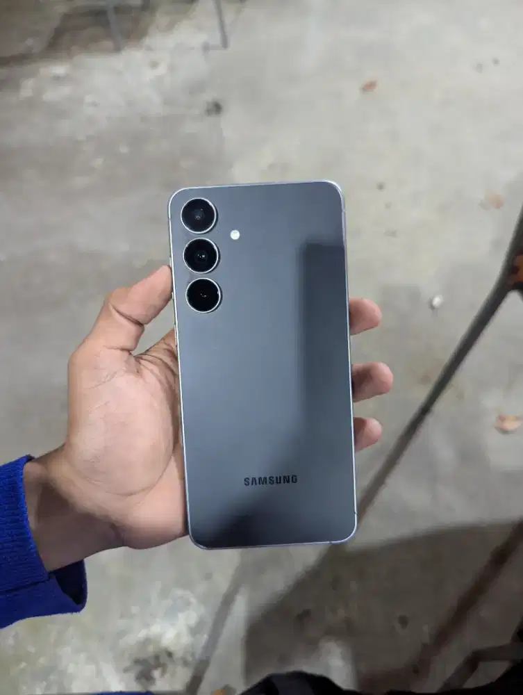 Samsung galaxy S25 FE (8/256Gb) fullset original super like new