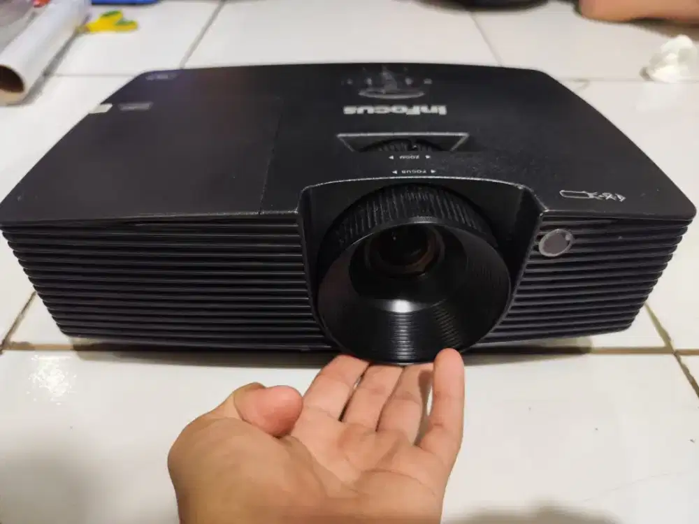 Proyektor InFocus IN116X HDMI – Proyektor Terang & Siap Pakai | Terang