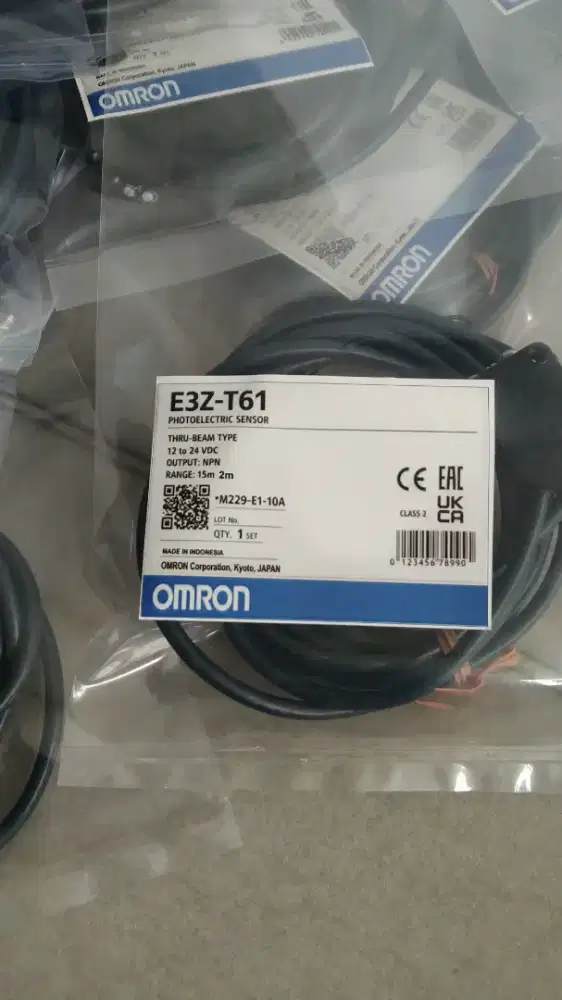 Sensor Omron pothoelectric switch E3Z- T61