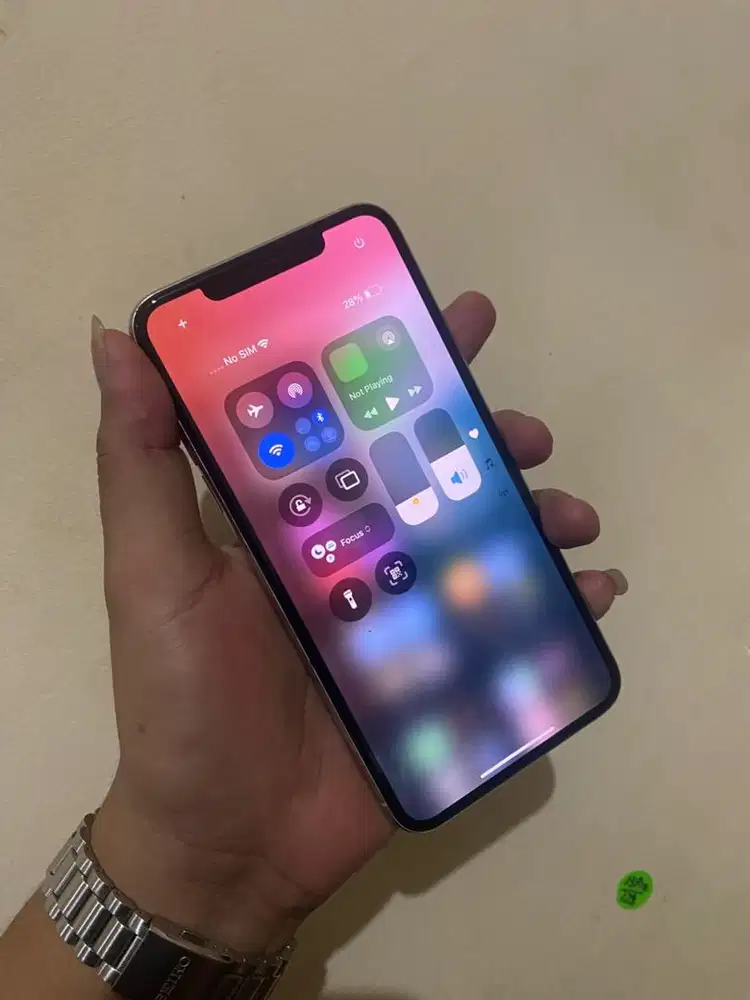 Ip 11 pm 256gb whittlist