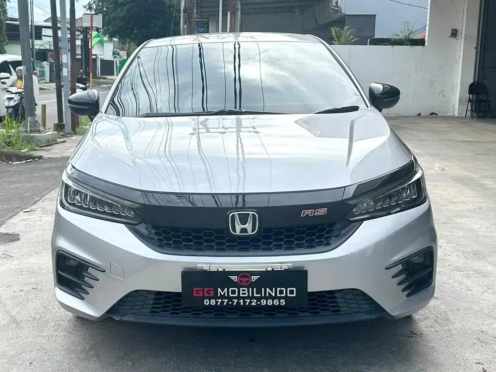Honda City Hatchback 1.5 RS CVT Automatic Pemakaian Th 2023