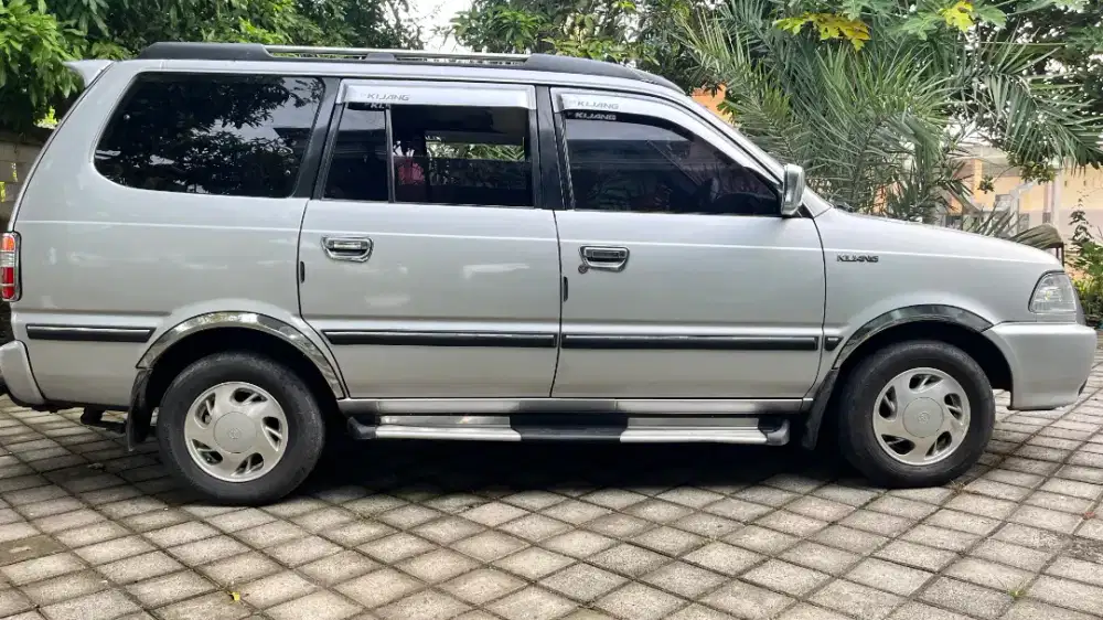 Kijang LGX Solar Istimewa 2001