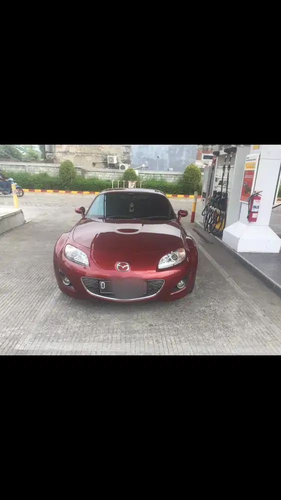 Mazda mx-5 miata (2012)