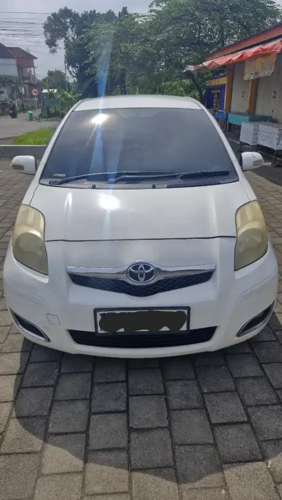 Toyota Yaris 2010 AT - Tipe J Mesin Sehat, Rawatan dan Siap Pakai