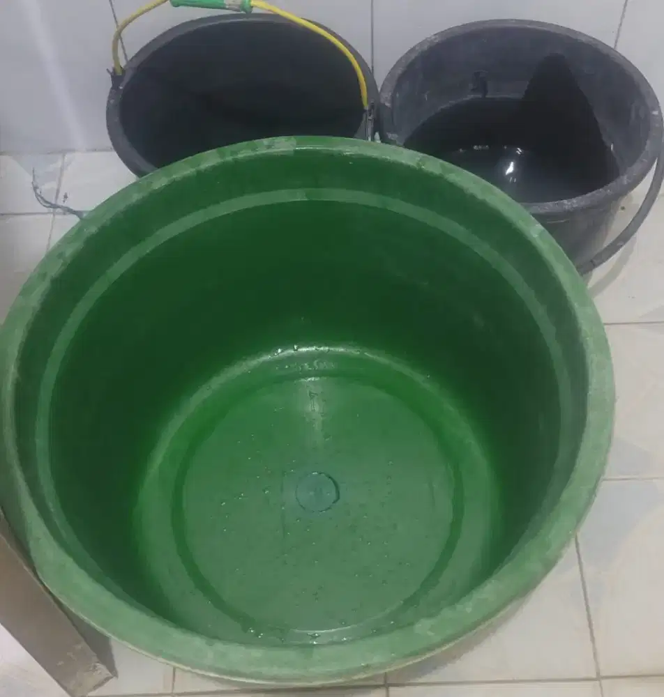 Dijual 2 baskom, 4 ember bekas