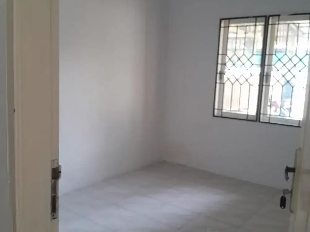 NEGO - Dijual Rumah di Medan Johor Lokasi Strategis & BEBAS BANJIR