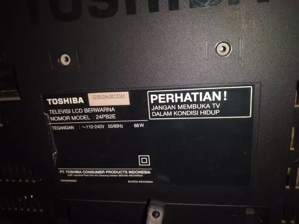 Dijual tv lcd merk toshiba 24 in