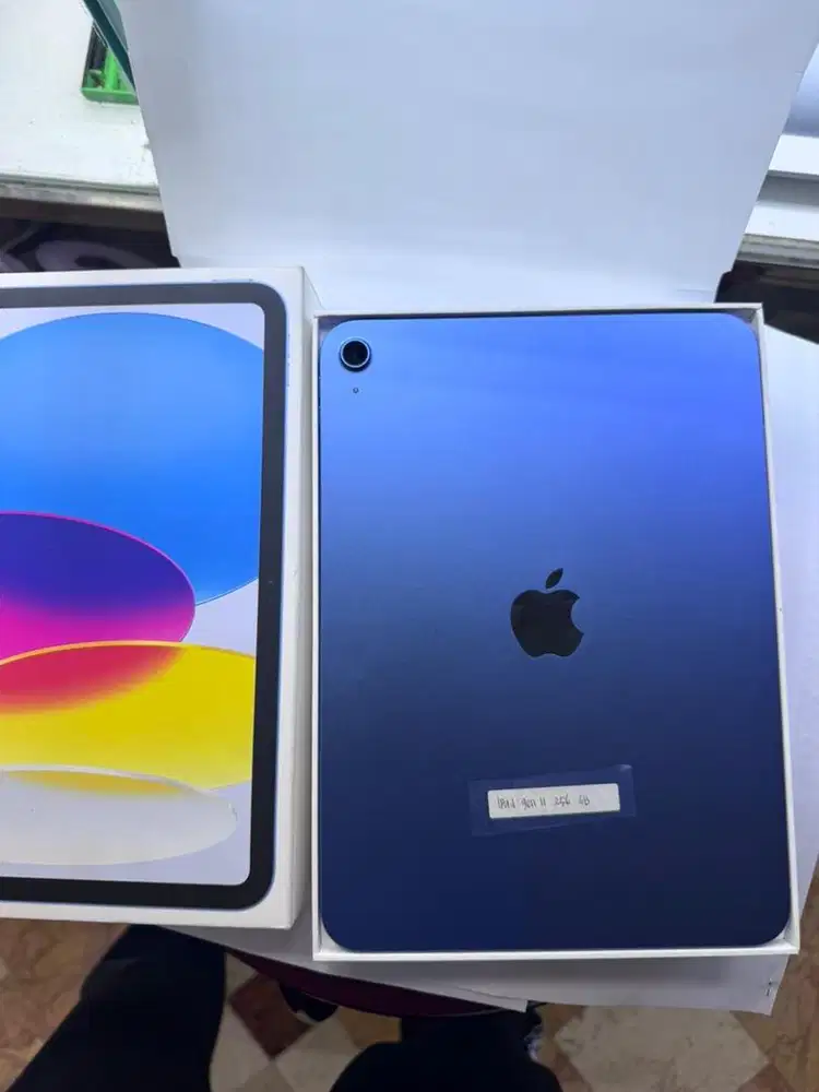 Ipad 11 (A16) 256gb wifi garansi ibox on july2026 like new