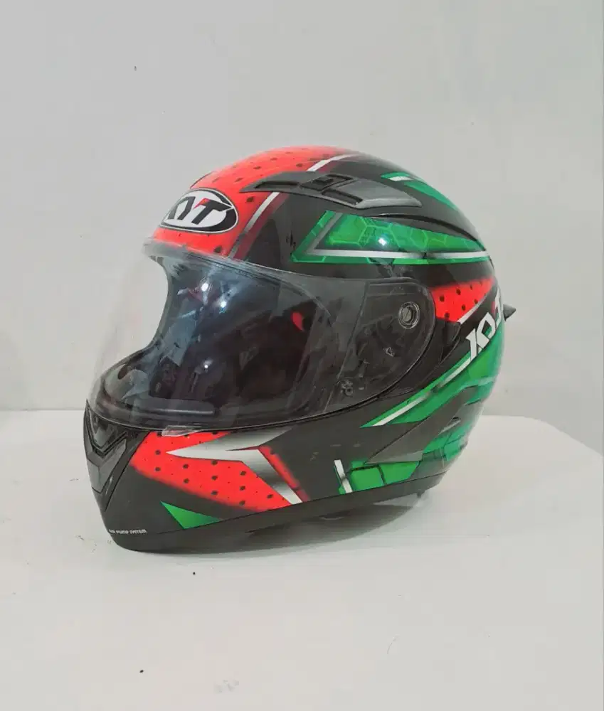 Helm KYT Vendetta 2 Size L Original kondisi masih bagus terawat