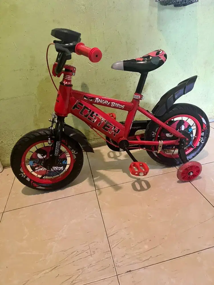 Sepeda merk Foster
