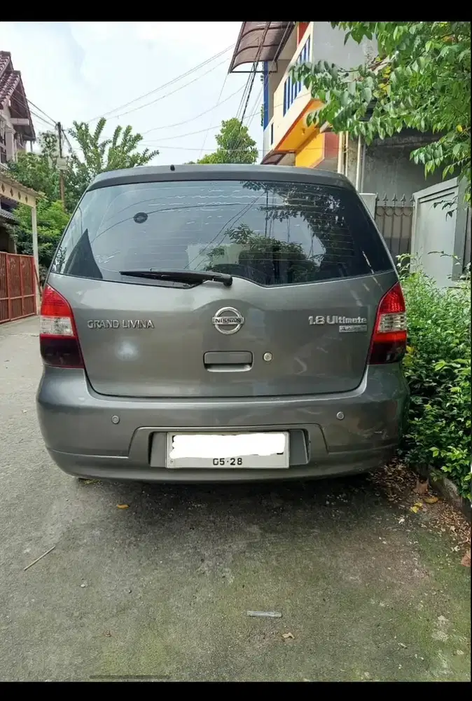 Nissan Grand livina 2011 Bensin