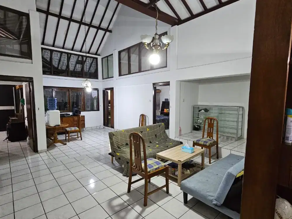 Rumah Strategis Sayap Jl. Brigjend Katamso