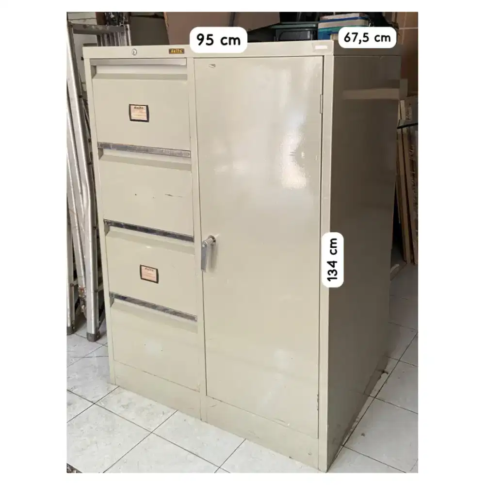 FC Lemari Besi Daito DT 502 Bekas Tempat Simpan Berkas Arsip dll